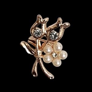 Vintage rose Gold and faux Pearl tulip Bouquet Brooch